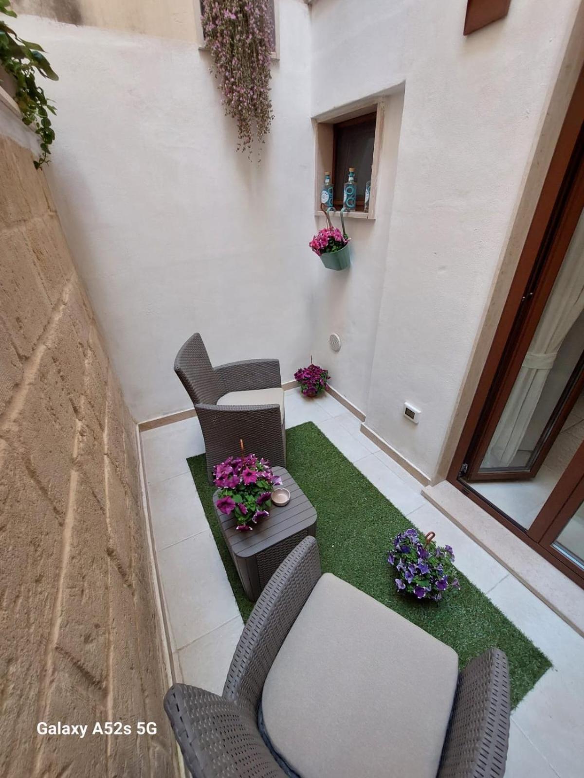 Ferienwohnung Happynesshouse_Locazione Turistica Trani Exterior foto