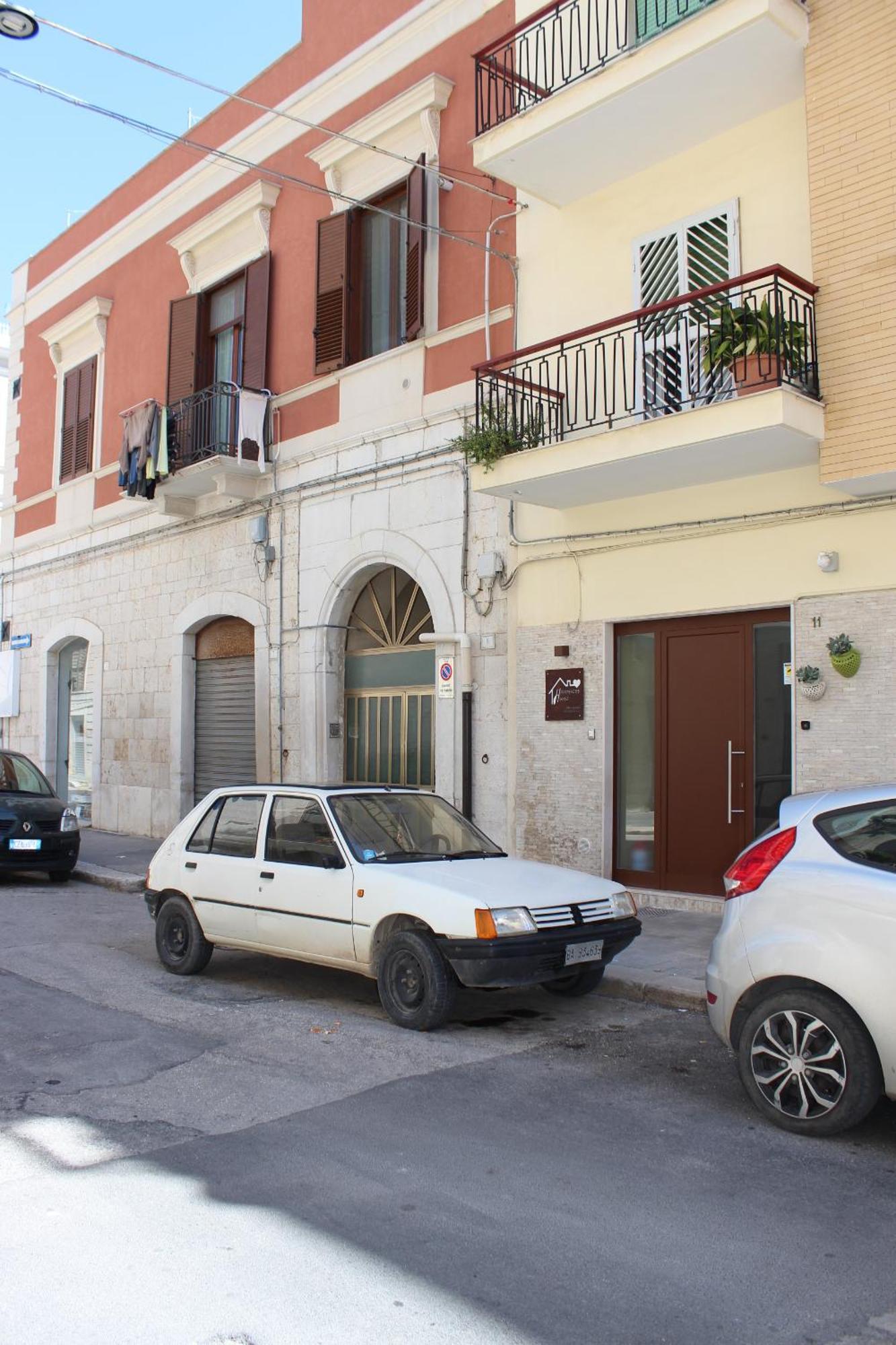 Ferienwohnung Happynesshouse_Locazione Turistica Trani Exterior foto