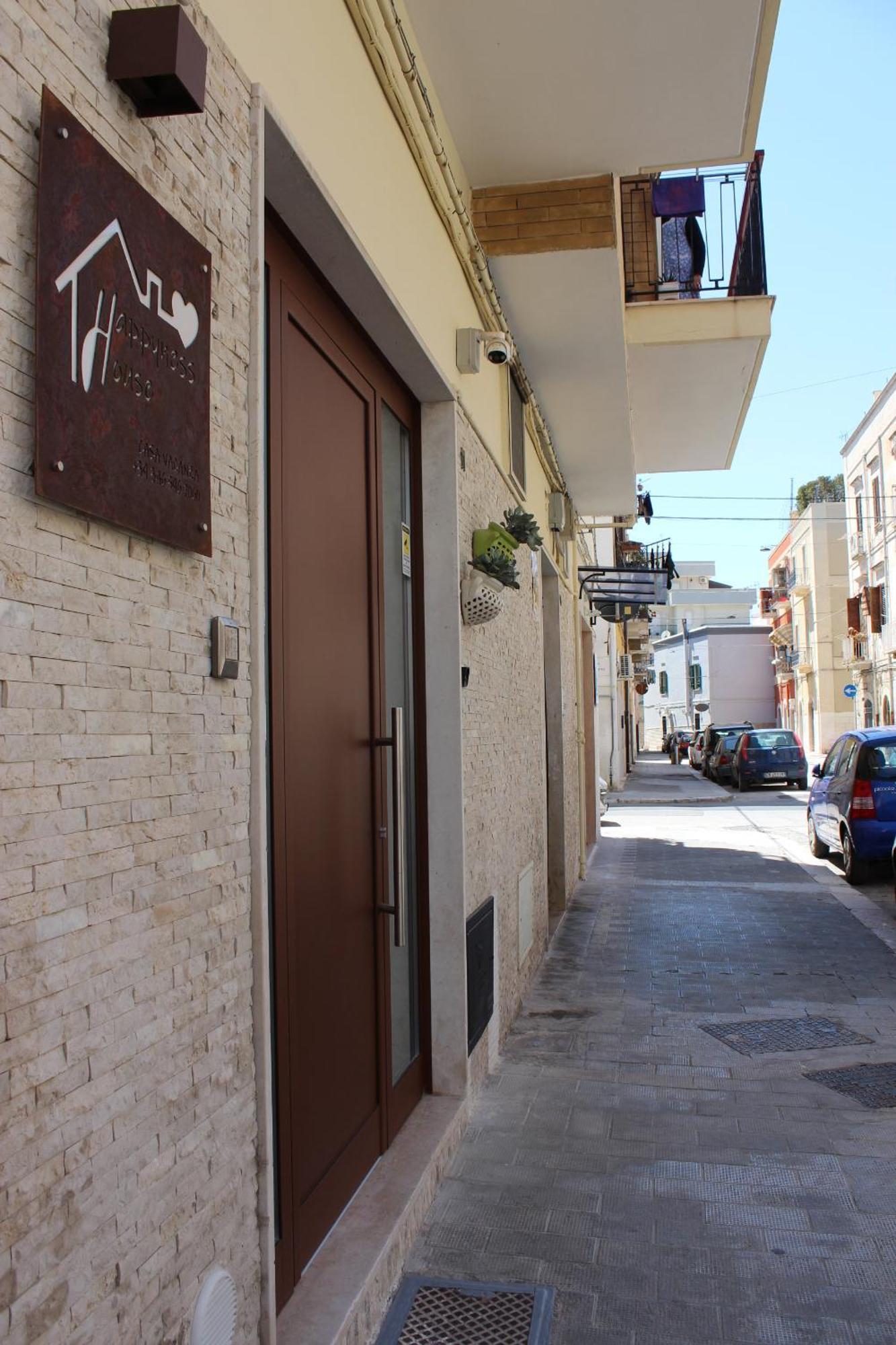 Ferienwohnung Happynesshouse_Locazione Turistica Trani Exterior foto